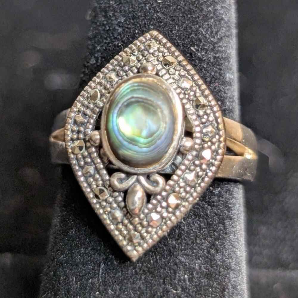 Vintage 925 Sterling Silver Abalone Marcasite Split Shank Ring Size 7.75